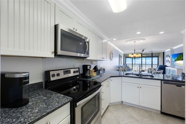 6400 Estero BLVD 402, Fort Myers Beach, FL 33931