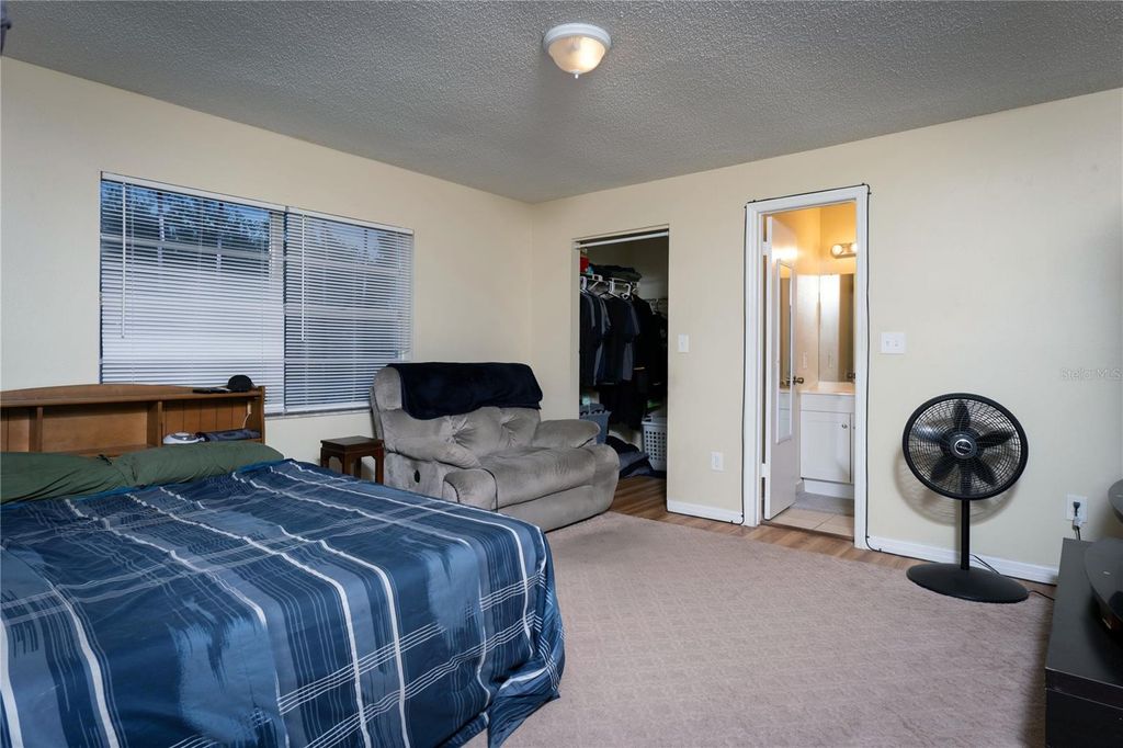 Image 14 of property listing at 4705 SERENA DRIVE, Tampa, FL 33617