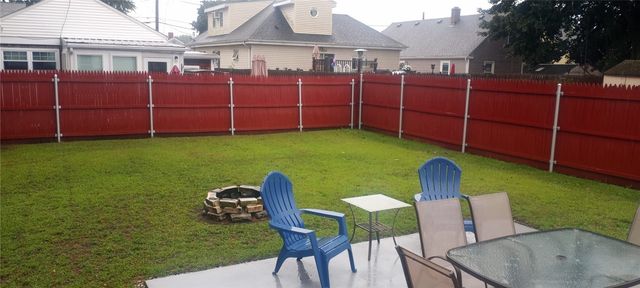 39 Clinton Street, Pawtucket, RI 02861