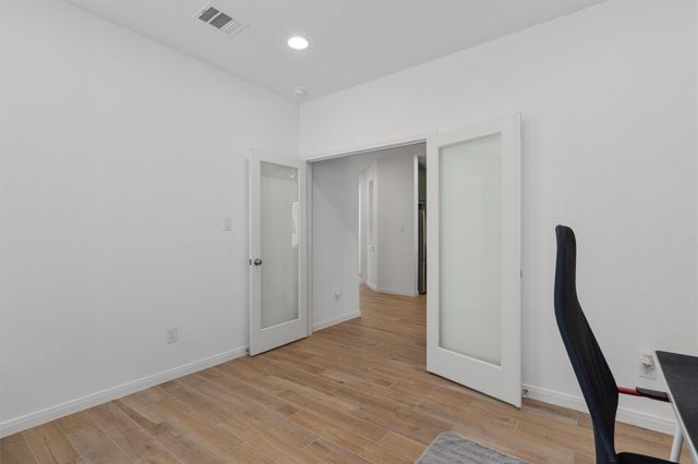 338 Langhorne BND, Liberty Hill, TX 78642