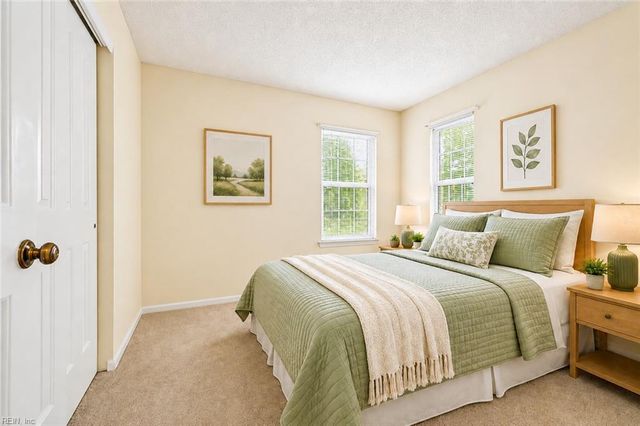 612 Pinnacle DR, Virginia Beach, VA 23462