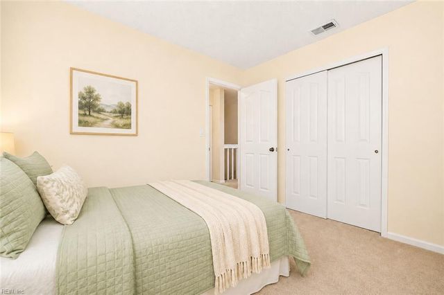 612 Pinnacle DR, Virginia Beach, VA 23462
