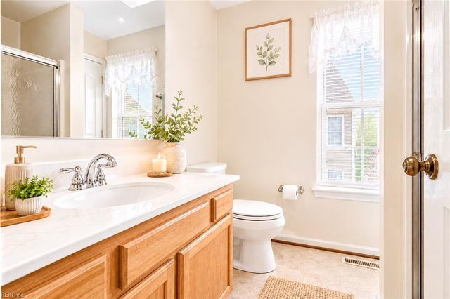 612 Pinnacle DR, Virginia Beach, VA 23462