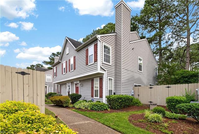 612 Pinnacle DR, Virginia Beach, VA 23462