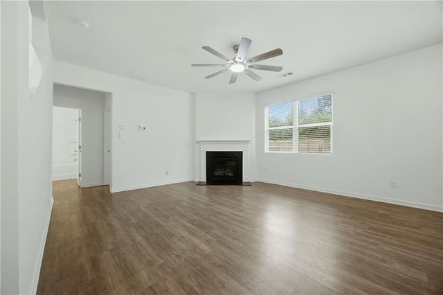 5504 Barberry Avenue, Oakwood, GA 30566