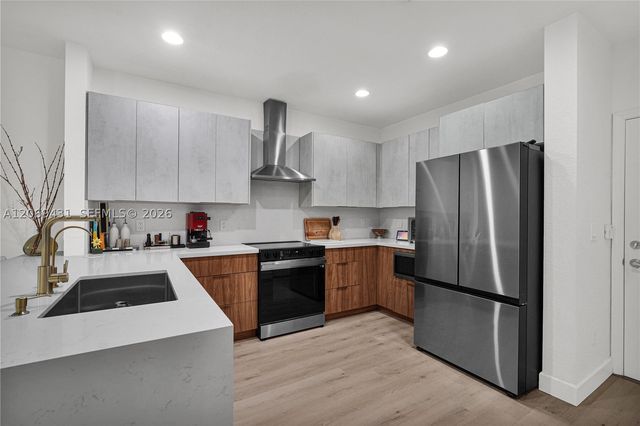 4818 Acadian Trl, Coconut Creek, FL 33073