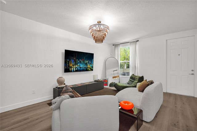 4818 Acadian Trl, Coconut Creek, FL 33073