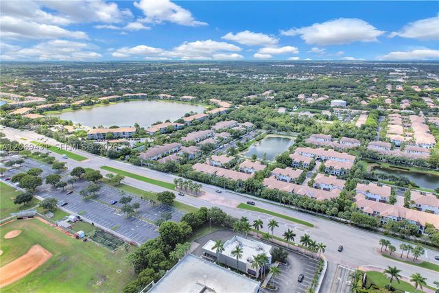 4818 Acadian Trl, Coconut Creek, FL 33073