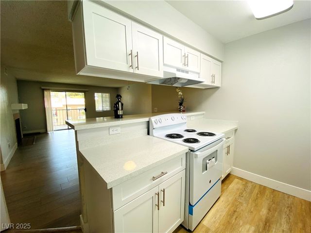 2750 South Durango Drive 2032, Las Vegas, NV 89117