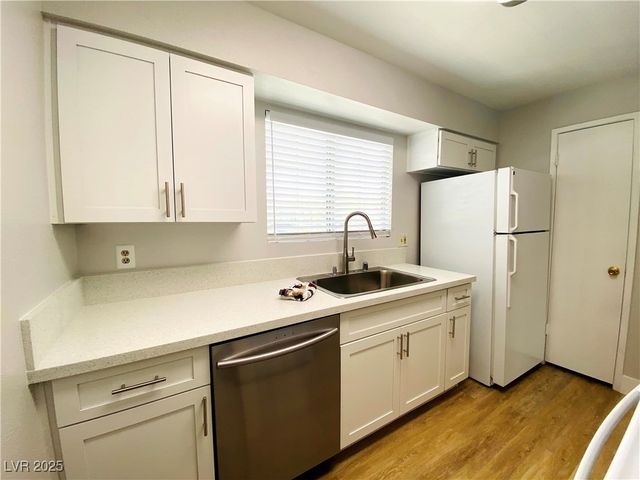 2750 South Durango Drive 2032, Las Vegas, NV 89117