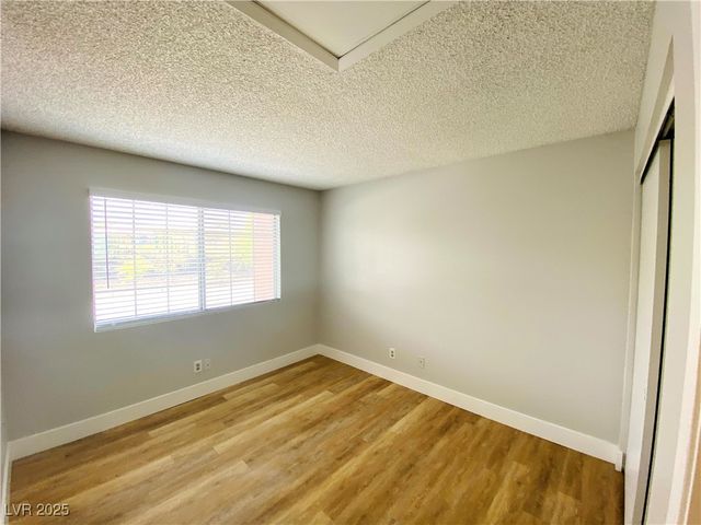 2750 South Durango Drive 2032, Las Vegas, NV 89117