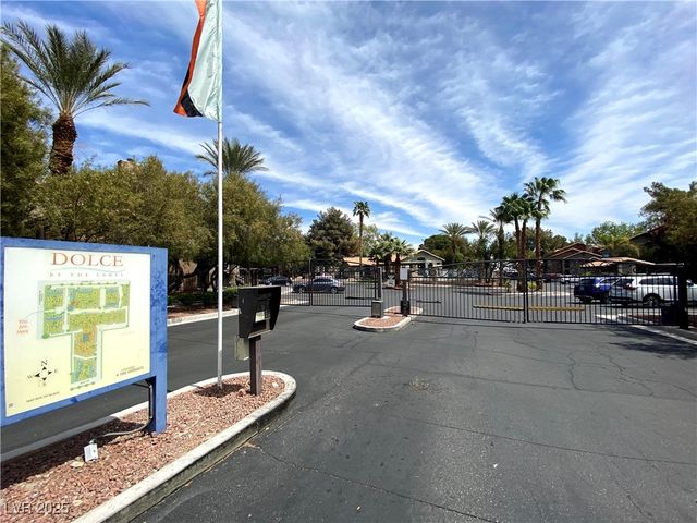 2750 South Durango Drive 2032, Las Vegas, NV 89117