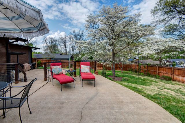 2830 S Marlan Avenue, Springfield, MO 65804