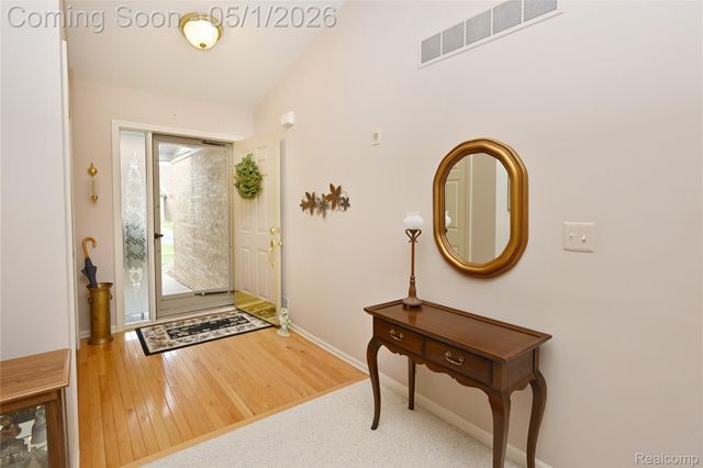 324 Cherry Hill Pointe Drive 27, Canton Charter Township, MI 48187