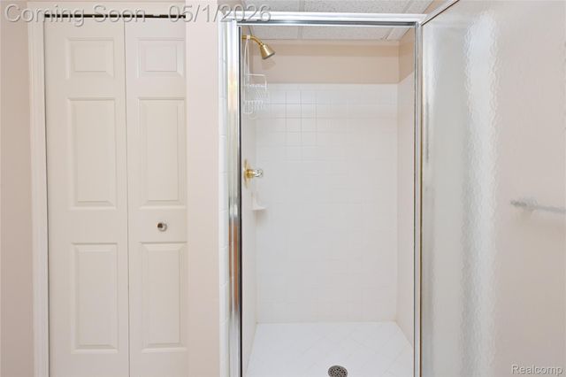 324 Cherry Hill Pointe Drive 27, Canton Charter Township, MI 48187
