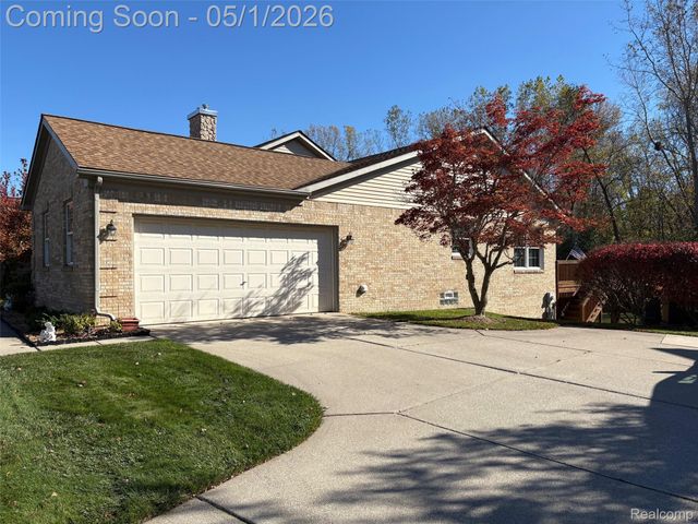 324 Cherry Hill Pointe Drive 27, Canton Charter Township, MI 48187