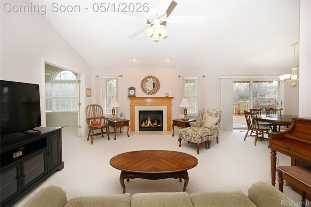 324 Cherry Hill Pointe Drive 27, Canton Charter Township, MI 48187