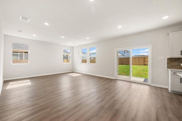 1909 Fannie RD, Georgetown, TX 78633