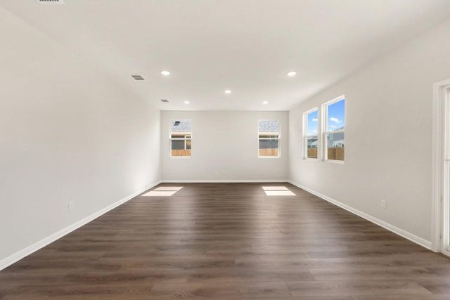 1909 Fannie RD, Georgetown, TX 78633