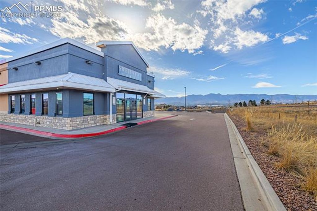 11663 Voyager Parkway, Colorado Springs, CO 80921 — photo 3