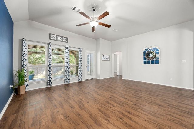 1917 Briar Grove Drive, Conroe, TX 77301