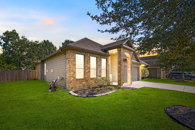 1917 Briar Grove Drive, Conroe, TX 77301