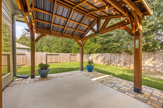 1917 Briar Grove Drive, Conroe, TX 77301