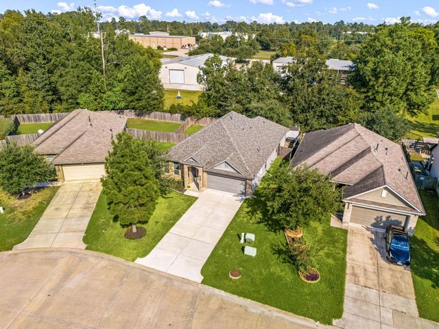 1917 Briar Grove Drive, Conroe, TX 77301