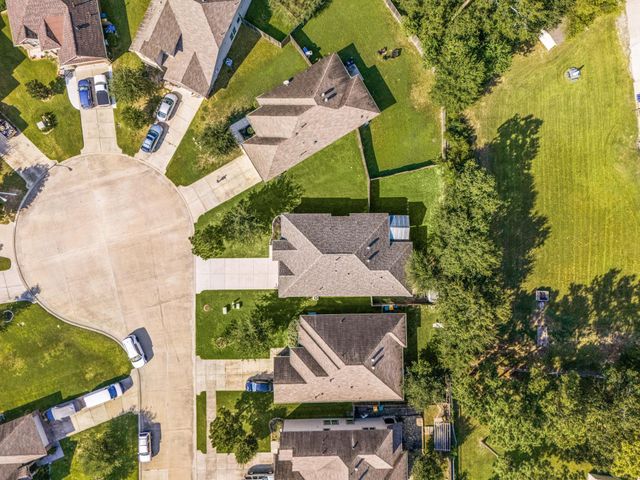 1917 Briar Grove Drive, Conroe, TX 77301