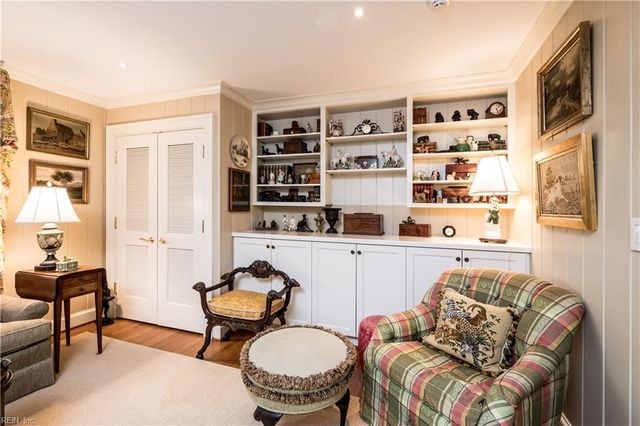 103 48th ST, Virginia Beach, VA 23451