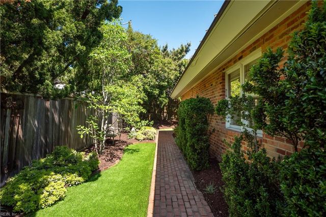 103 48th ST, Virginia Beach, VA 23451