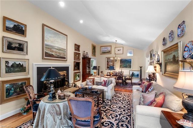 103 48th ST, Virginia Beach, VA 23451