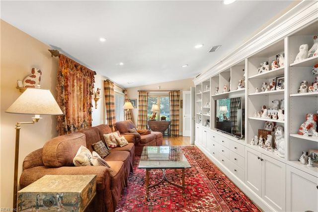 103 48th ST, Virginia Beach, VA 23451