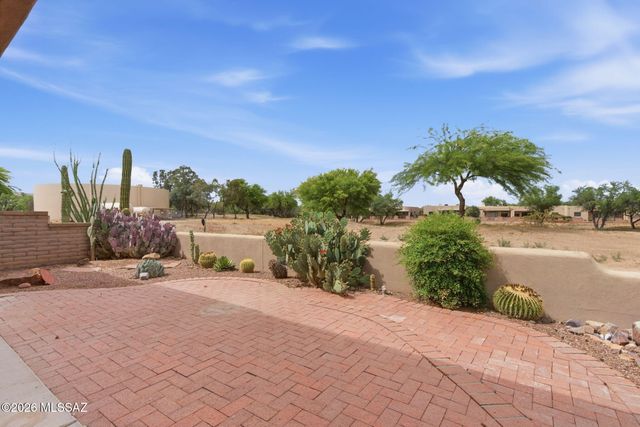 860 W Calle De La Pelotita, Green Valley, AZ 85614