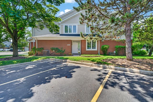 7410 Lincoln Avenue B, Skokie, IL 60076