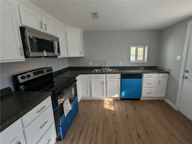 305 Central Ave, Chicora Boro, PA 16025