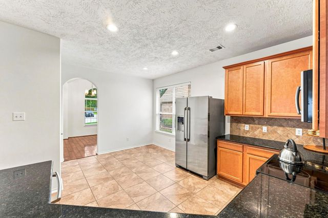 23410 W Pine Ivy Lane, Tomball, TX 77375