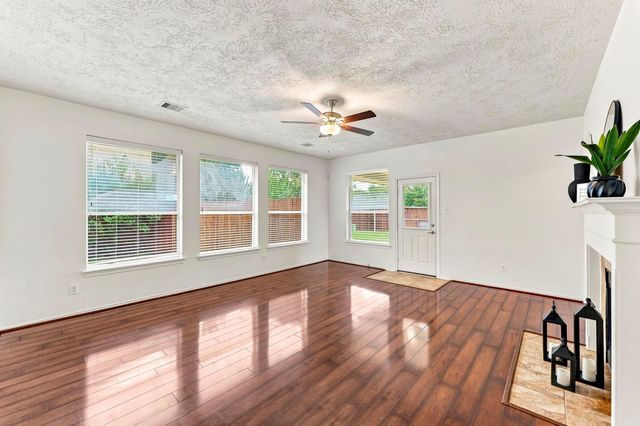 23410 W Pine Ivy Lane, Tomball, TX 77375
