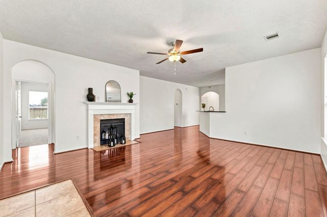 23410 W Pine Ivy Lane, Tomball, TX 77375