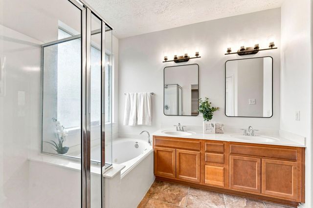 23410 W Pine Ivy Lane, Tomball, TX 77375