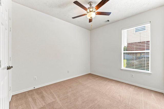 23410 W Pine Ivy Lane, Tomball, TX 77375