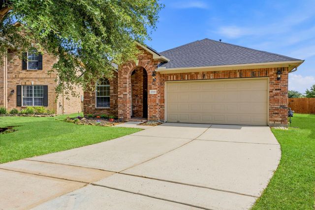 23410 W Pine Ivy Lane, Tomball, TX 77375