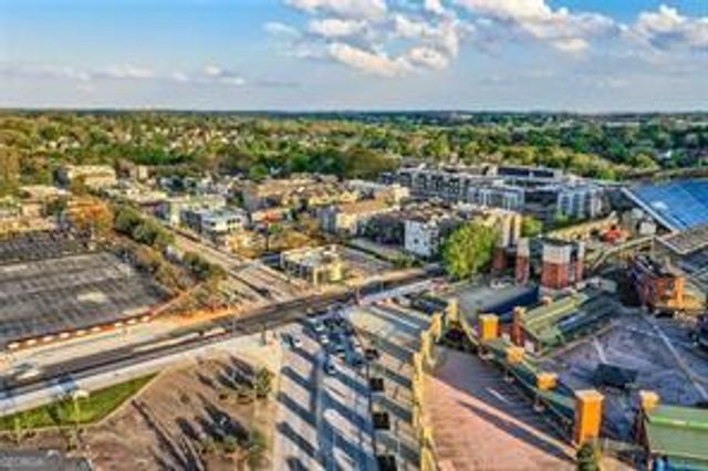 676 Hank Aaron Drive, Atlanta, GA 30315