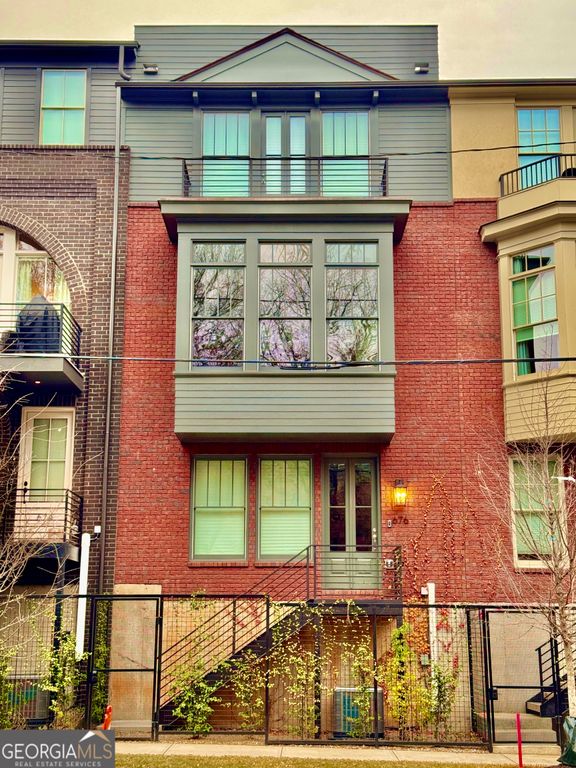 676 Hank Aaron Drive, Atlanta, GA 30315
