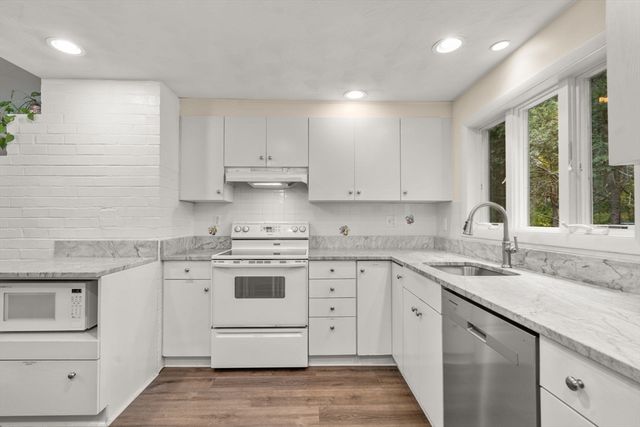 14 Corrine Drive, Framingham, MA 01701