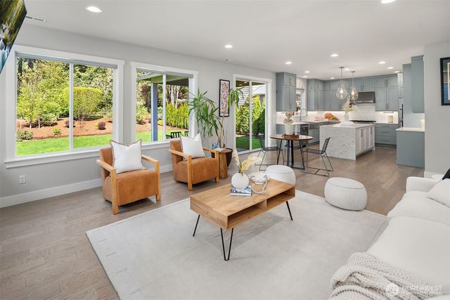 7226 NE 129th Street, Kirkland, WA 98034