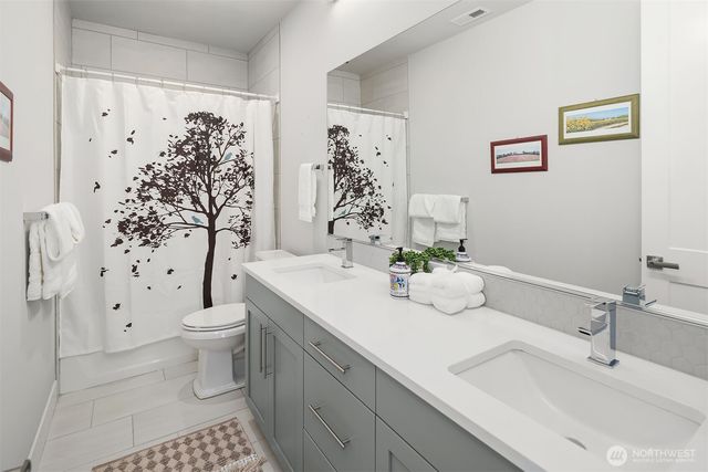 7226 NE 129th Street, Kirkland, WA 98034
