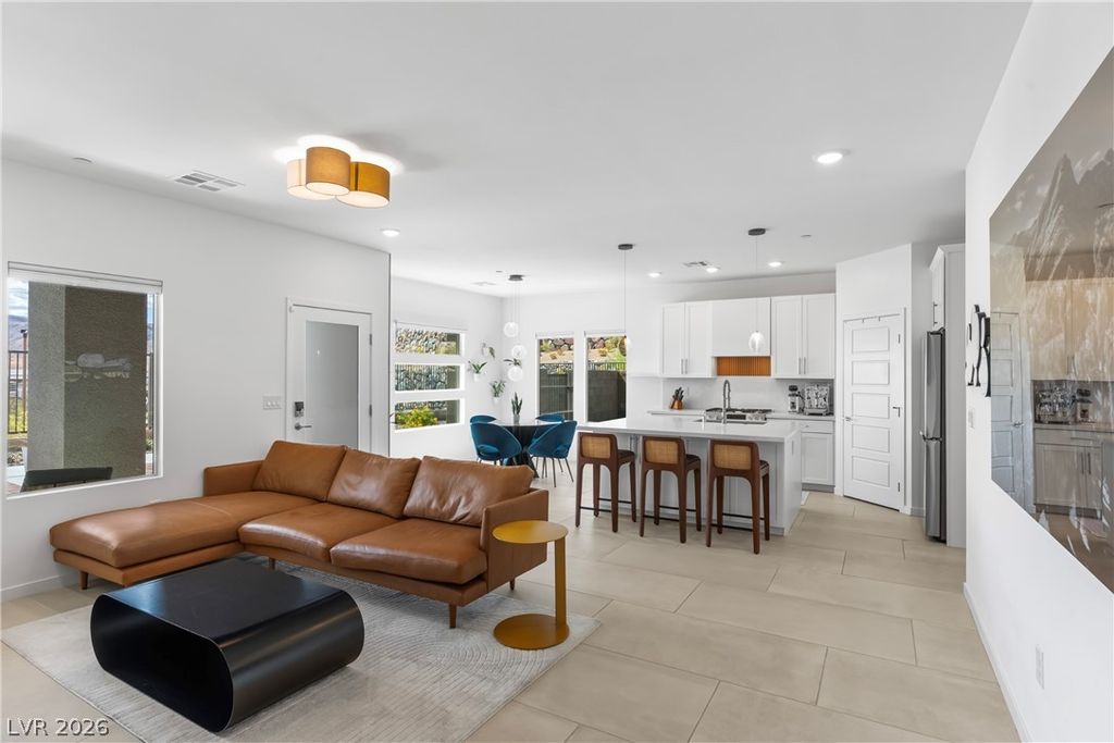 924 Kings Cliff Lane, Las Vegas, NV 89138 — photo 3