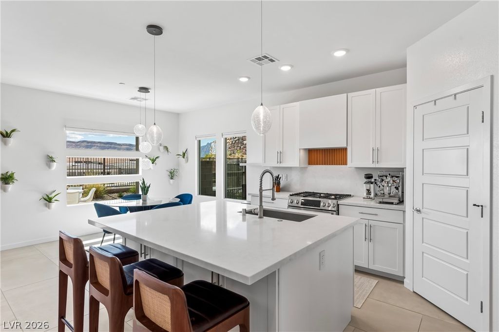 924 Kings Cliff Lane, Las Vegas, NV 89138 — photo 5