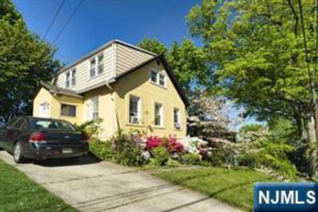 416 Washington Terrace, Leonia, NJ 07605